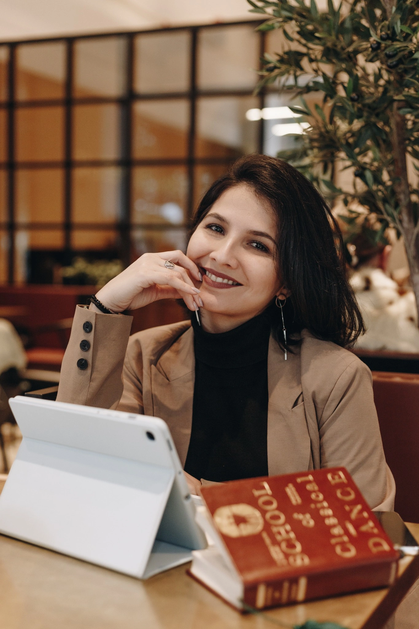 Andressa Viana - Professora de Ballet Clássico - Mestrado Academia Vaganova São Petersburgo